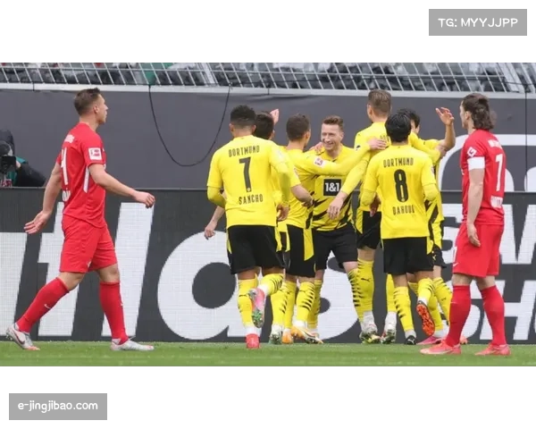 多特蒙德防守失衡暴露结构矛盾 双后腰覆盖不足致中场真空